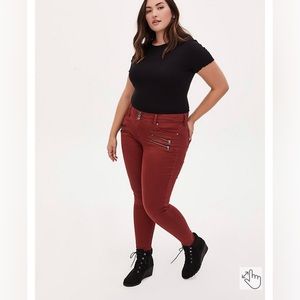 Torrid - JEGGING SKINNY SUPER SOFT HIGH-RISE MULTI ZIP JEAN